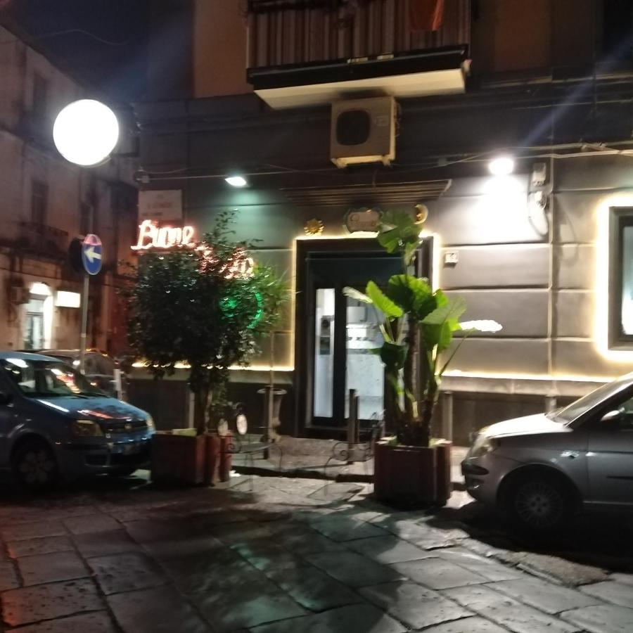 Casa Confort - Napoli Centro Eksteriør bilde